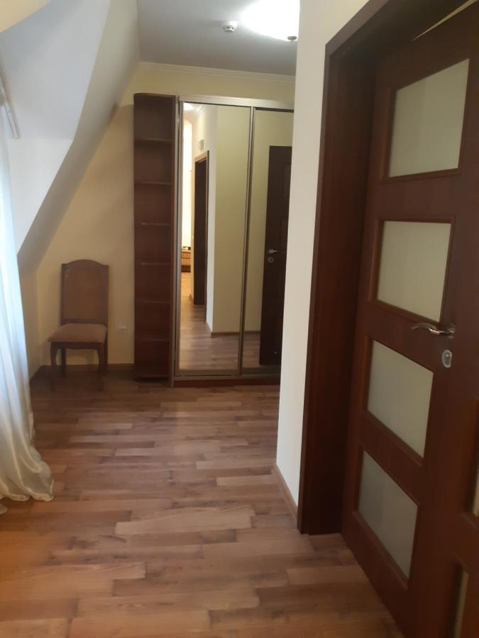 Затишна Оселя В Центрі Львова Lviv Bagian luar foto